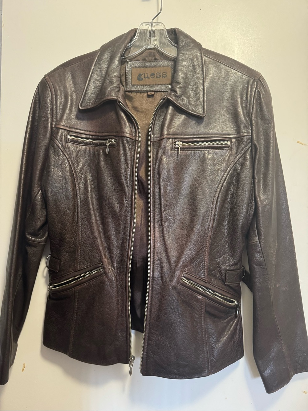 Vintage 90’s GUESS Women's Dark Brown Leather Zip Front Jacket - Pre-loved/EUC M